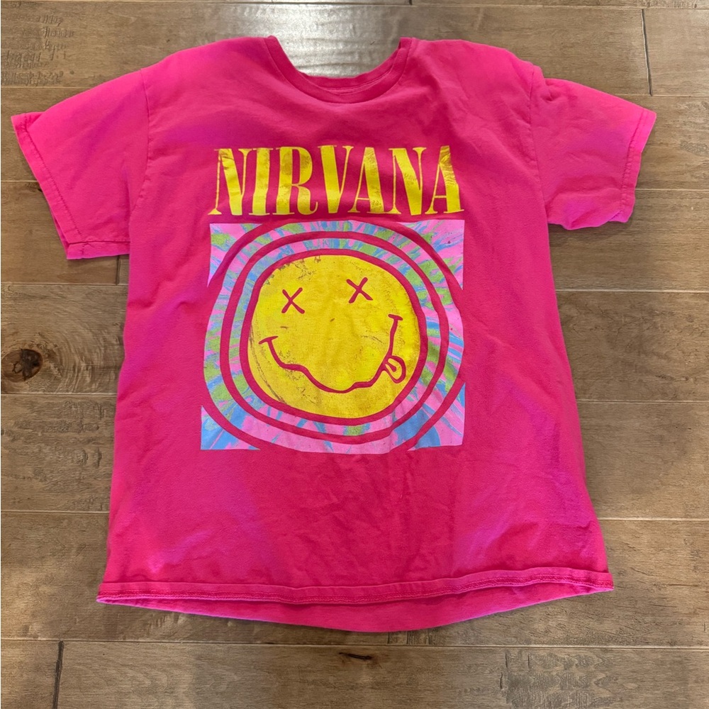 Nirvana Women's Pink Graphic T-Shirt 🔥authentic🔥